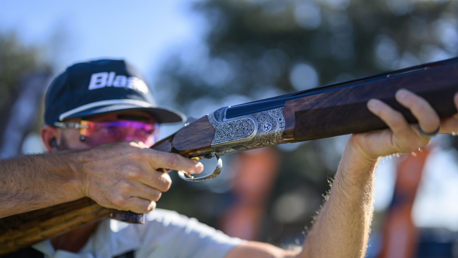 Shooter mounting the engraved Miles Edition FBX